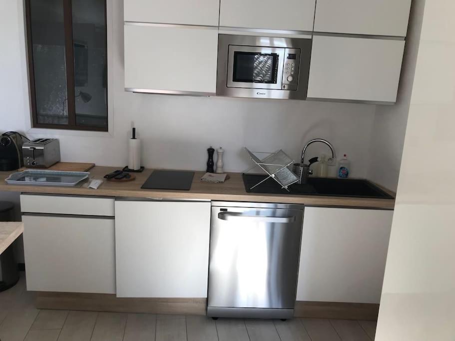 Emplacement Ideal, Vue Mer, Parking Offert Санари-сюр-Мер Экстерьер фото